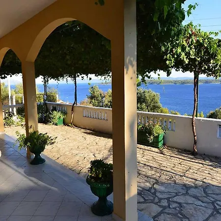 Dobrila - One Bedroom With Terrace - A1 Jelsa (Hvar)
