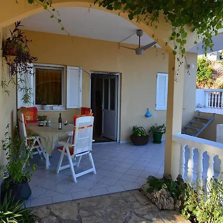 Apartment Dobrila - One Bedroom With Terrace - A1 *